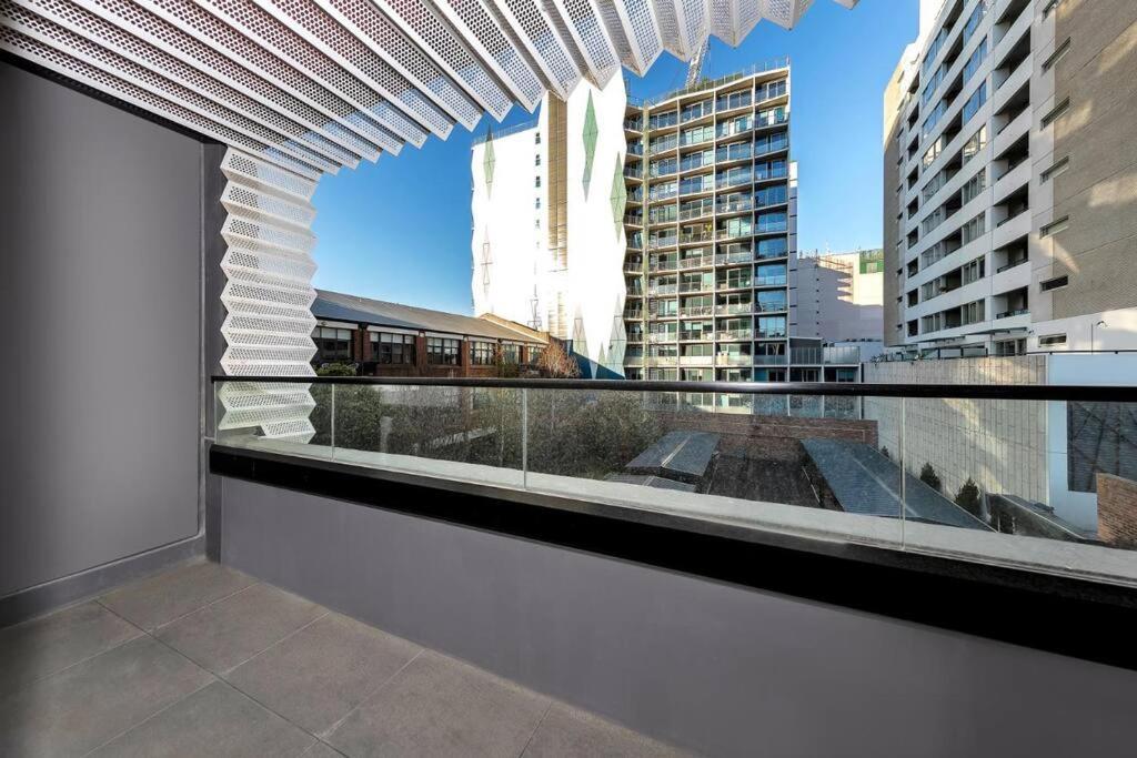 Cozy One Bed Apt In The Heart Of Cbd Apartamento Melbourne Exterior foto